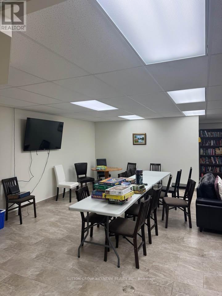 405 - 496 Yonge Street Property Photo 10