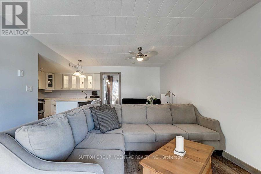 224 - 1102 Horseshoe Valley Road W Property Photo 17