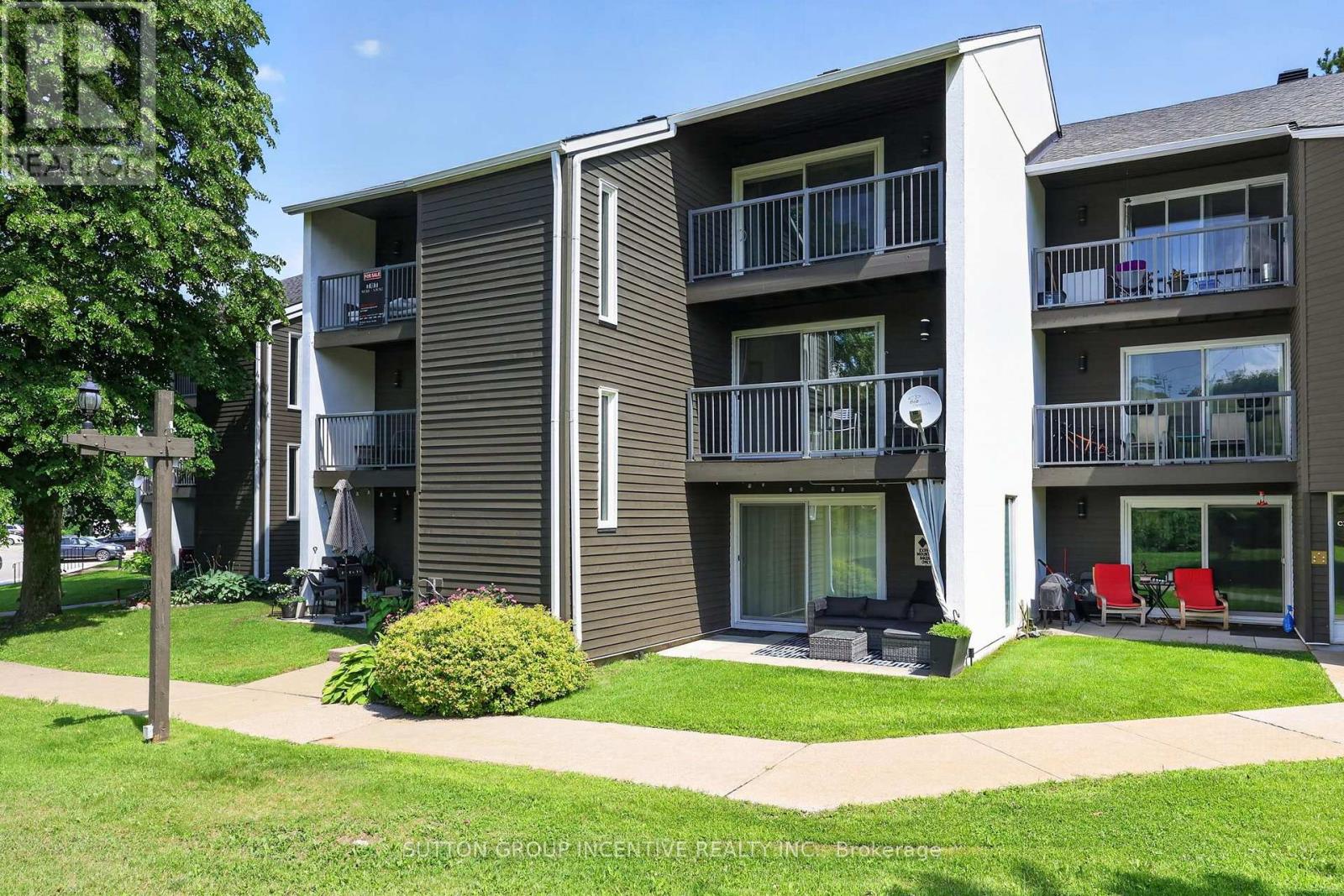 224 - 1102 Horseshoe Valley Road W Property Photo 25
