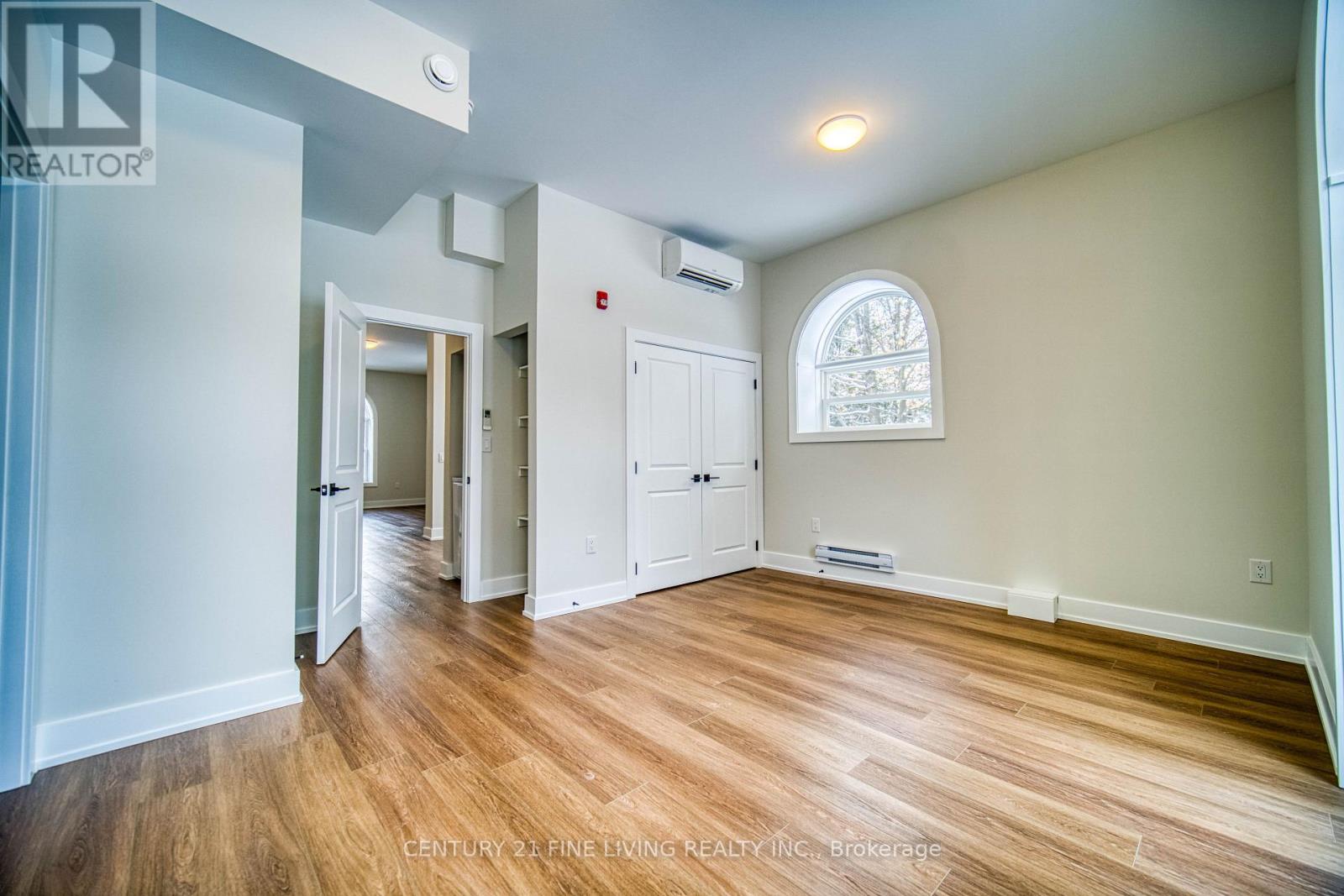1614 Ridge Road E Property Photo 16