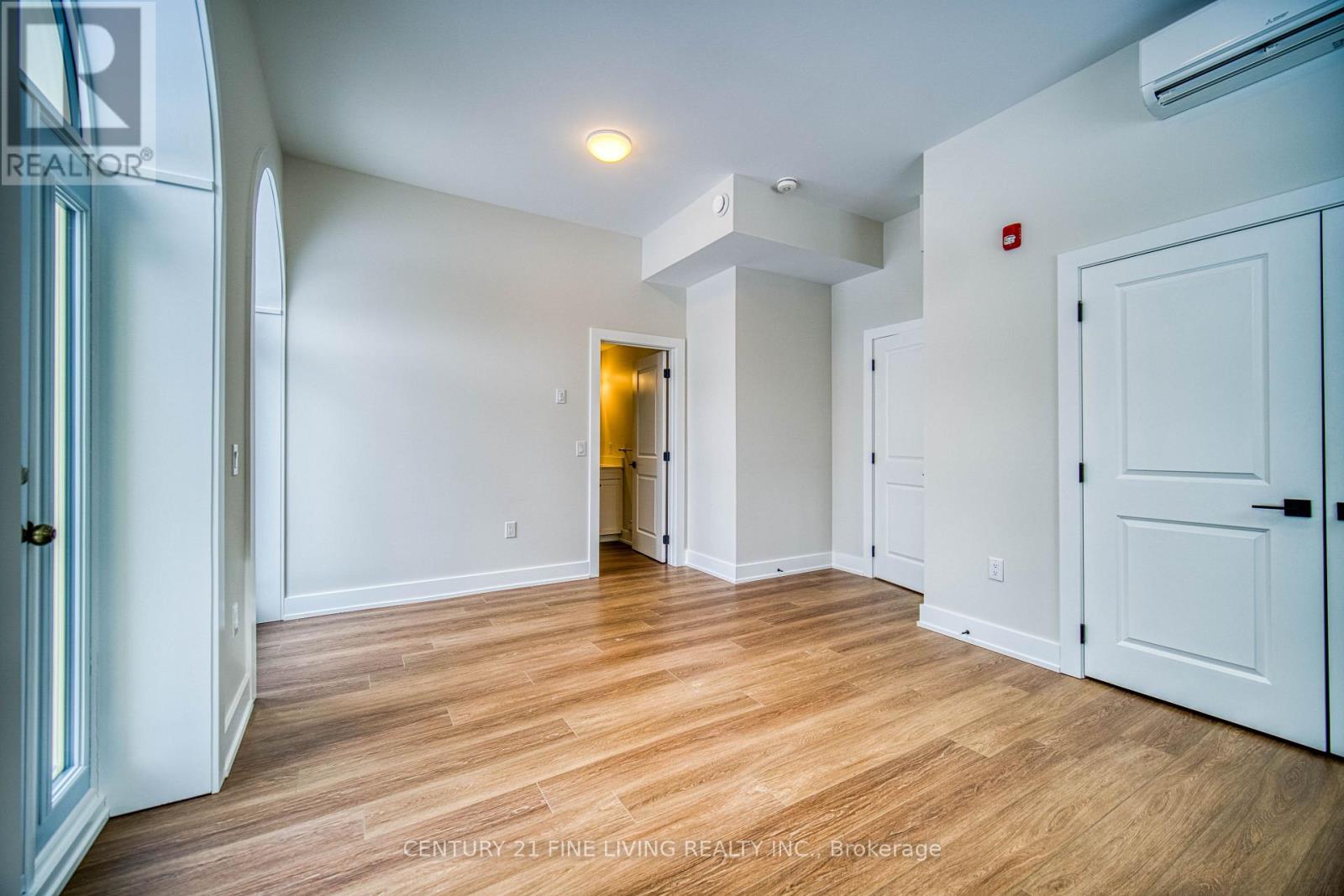 1614 Ridge Road E Property Photo 18