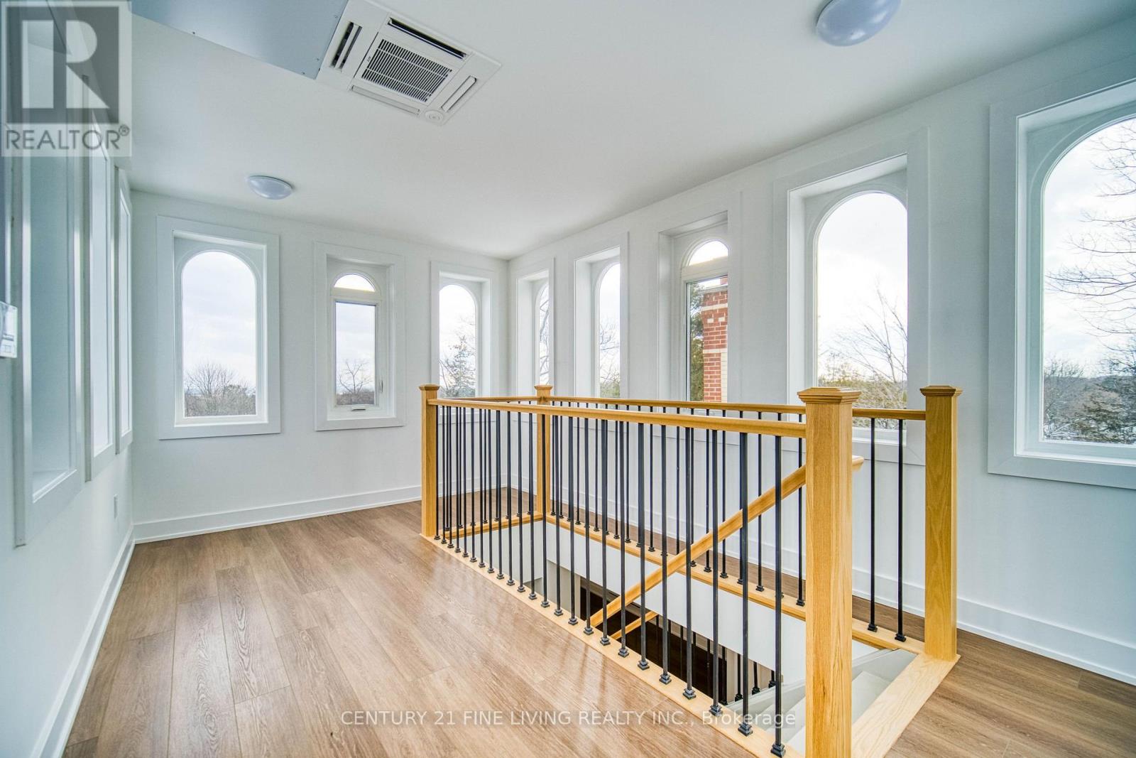 1614 Ridge Road E Property Photo 21