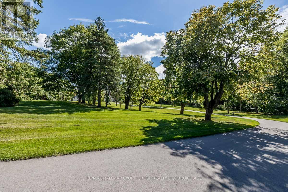 1775 Ridge Road W Property Photo 6