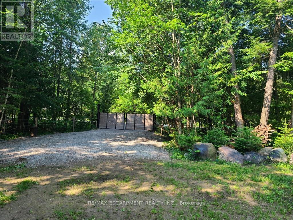Lot 118 Iroquois Crescent Property Photo 1