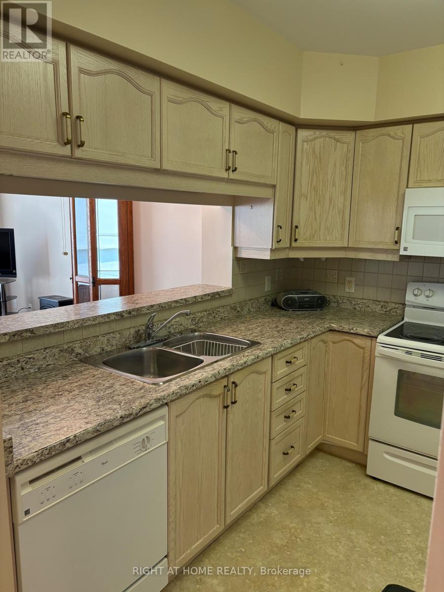 417 - 90 Dean Avenue Property Photo 16