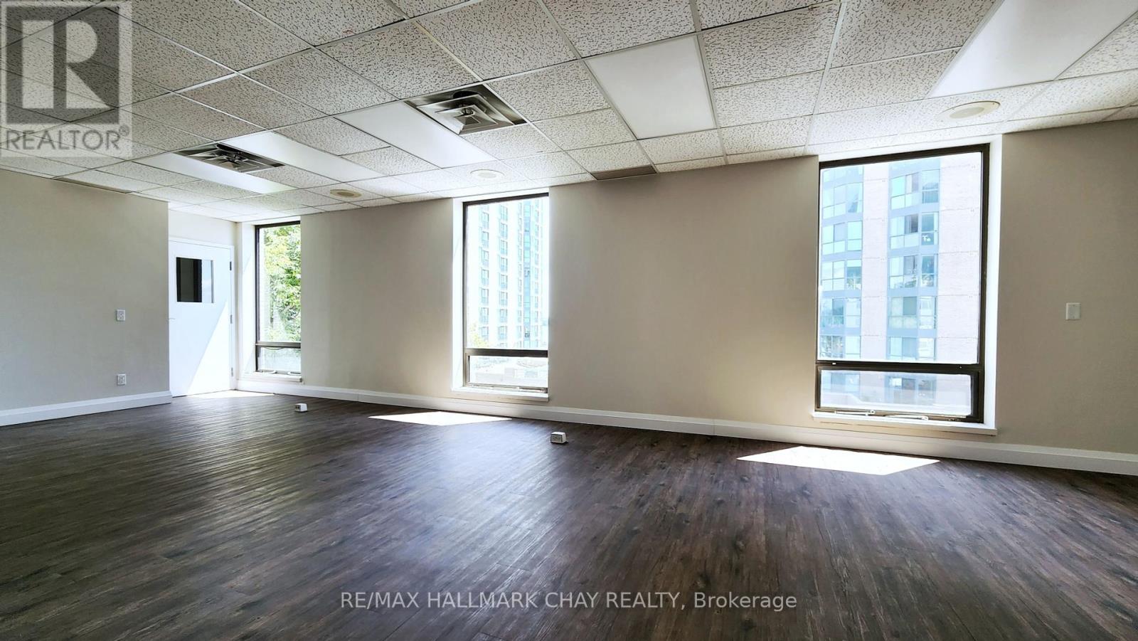 89 Collier Street Property Photo 18