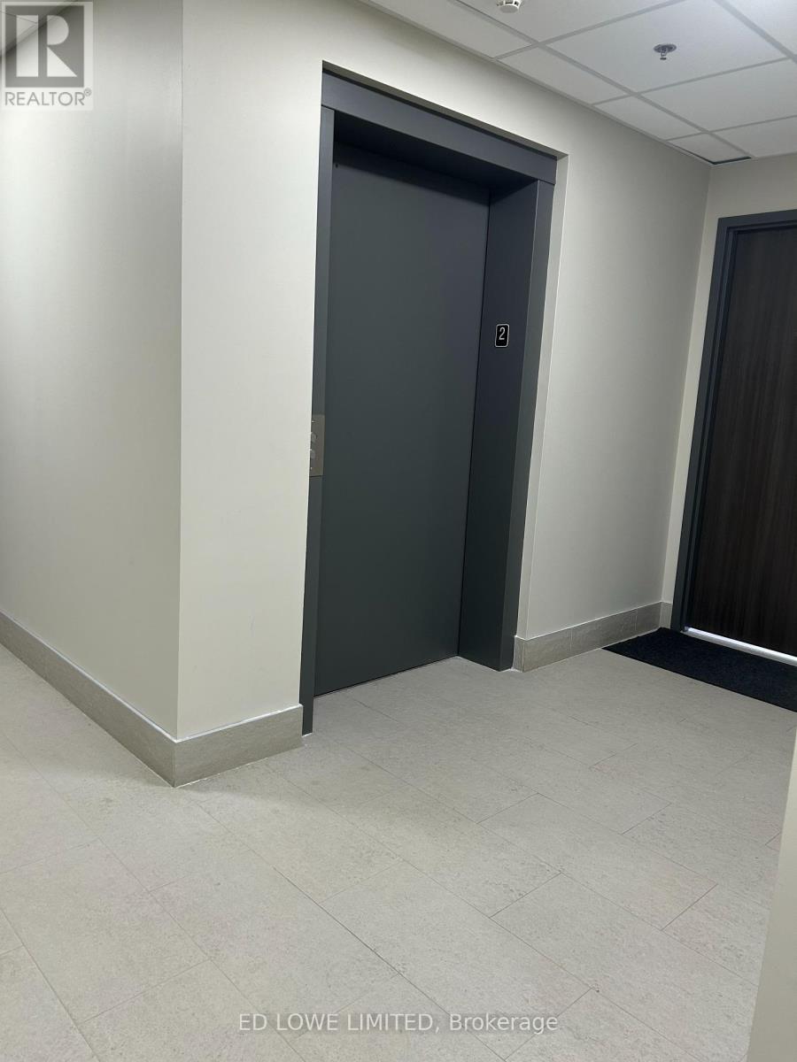 #200 - 222 Mapleview Drive W Property Photo 9