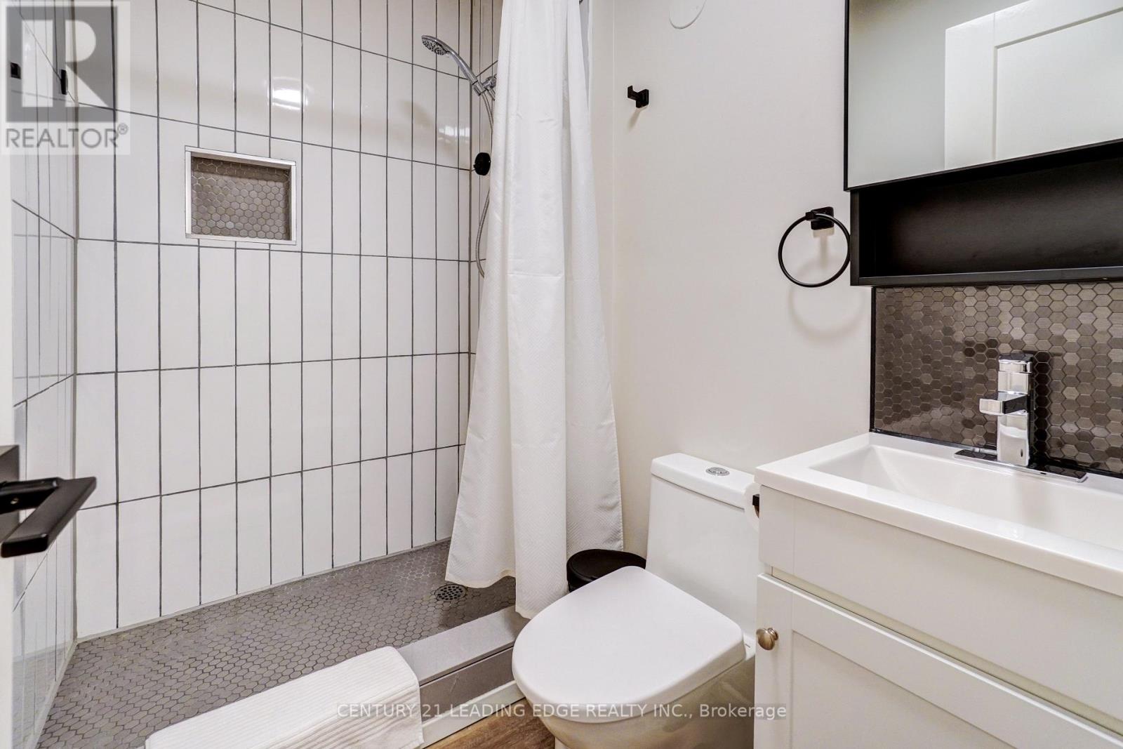 148 Mosley Street Property Photo 30