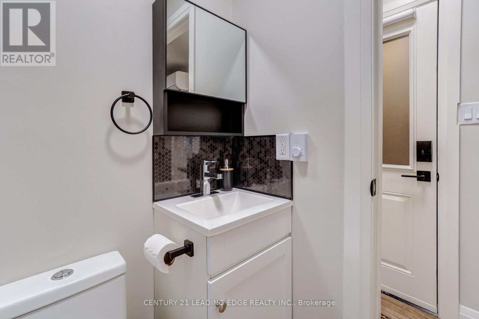 148 Mosley Street Property Photo 31