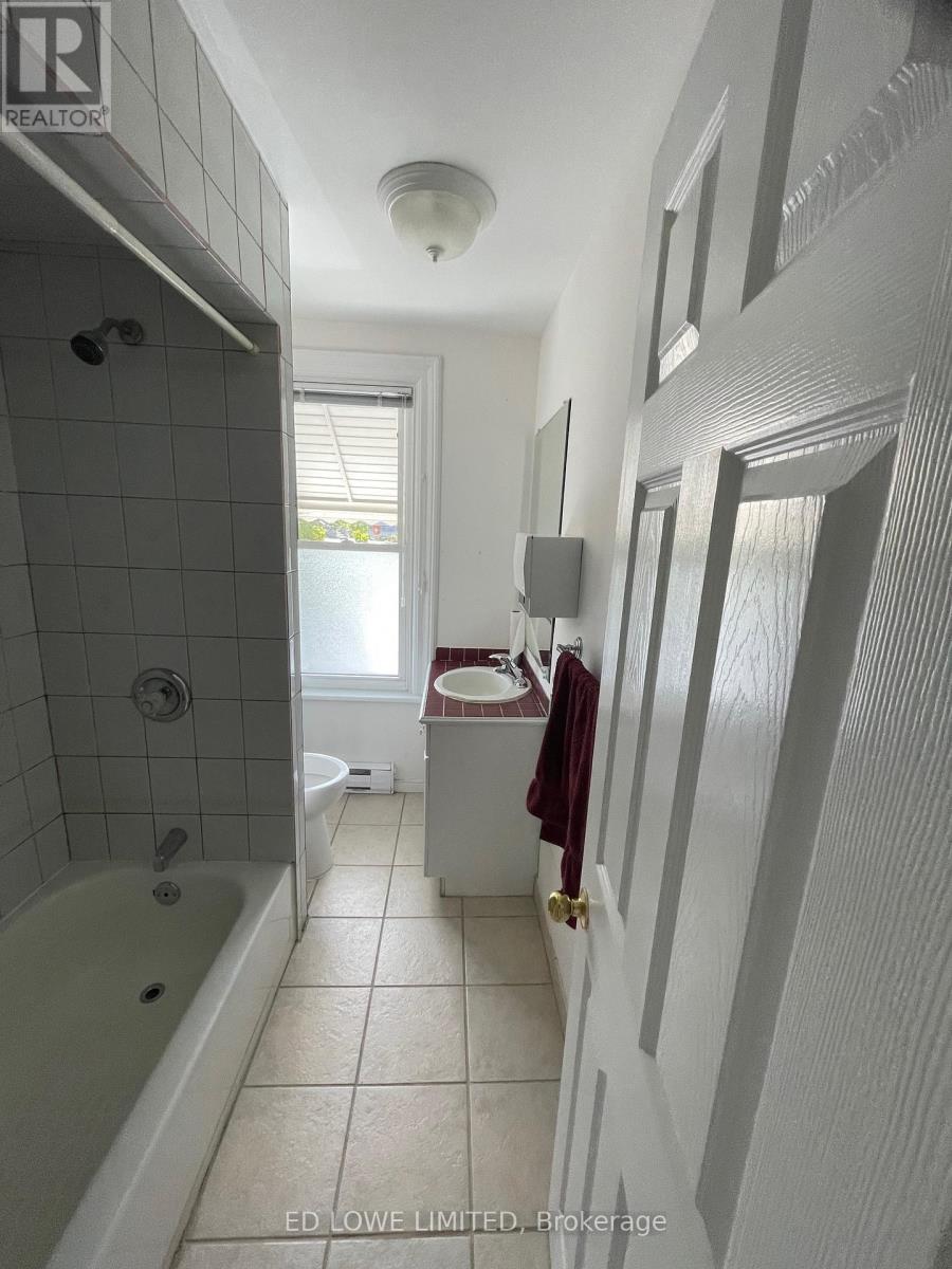 43 Worsley Street Property Photo 6