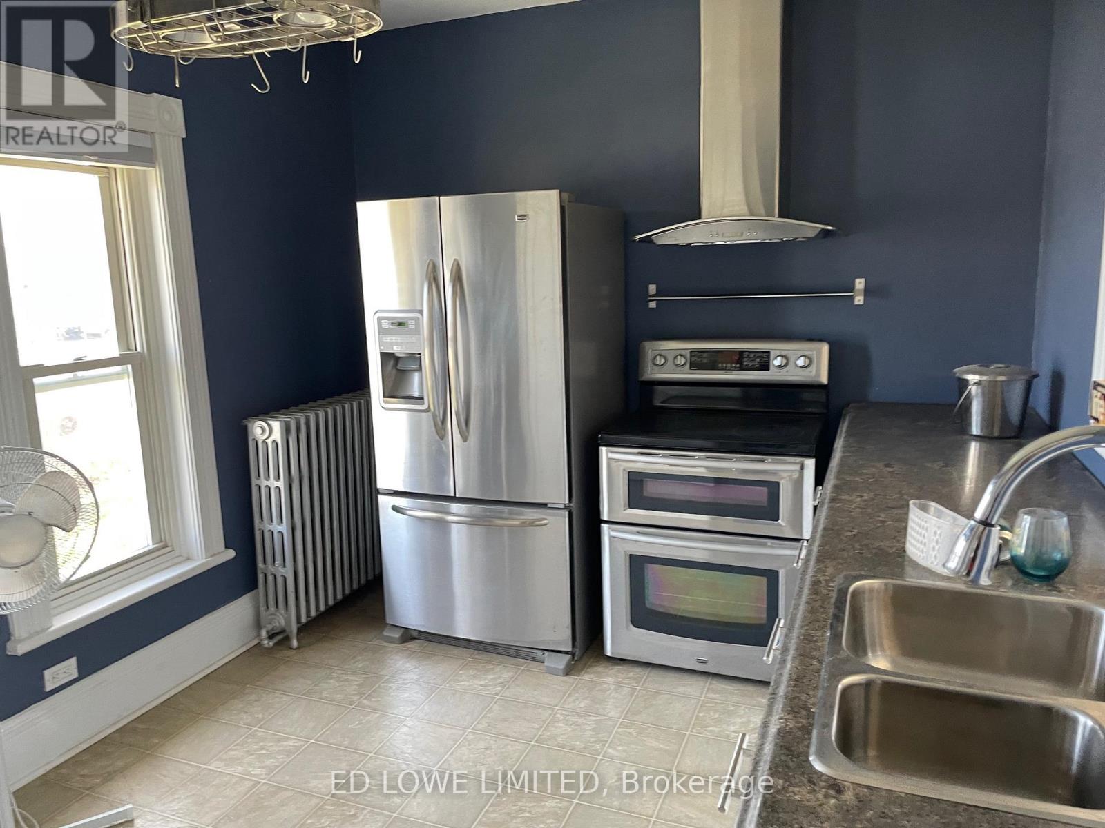 39 Poyntz Street Property Photo 9