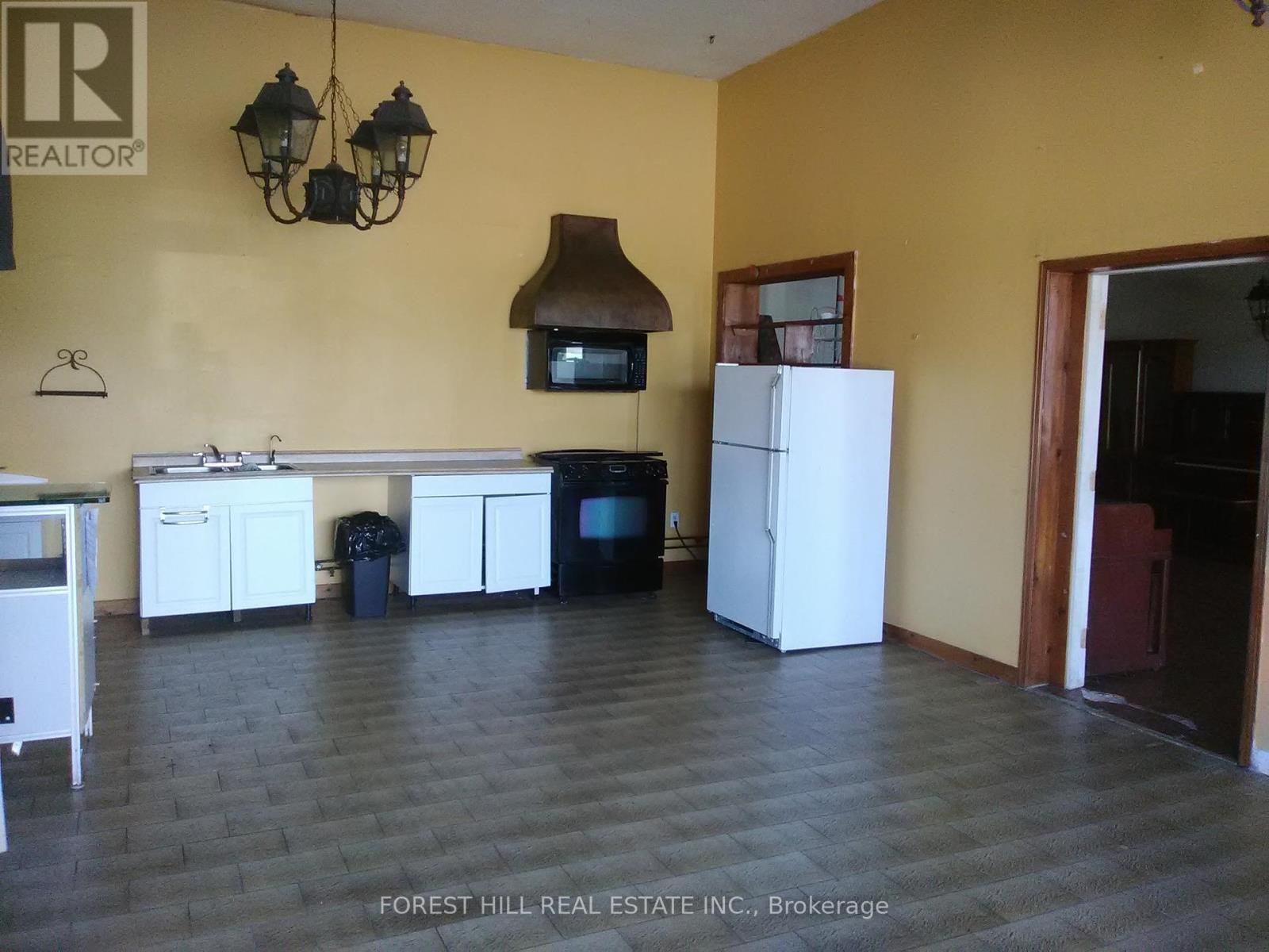 7 Booth Street Property Photo 35