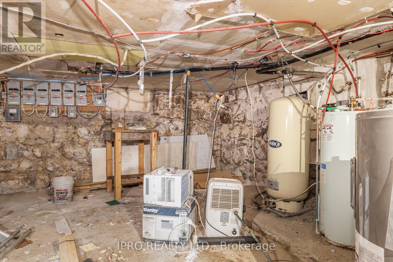 6501 Highway 93 Property Photo 16
