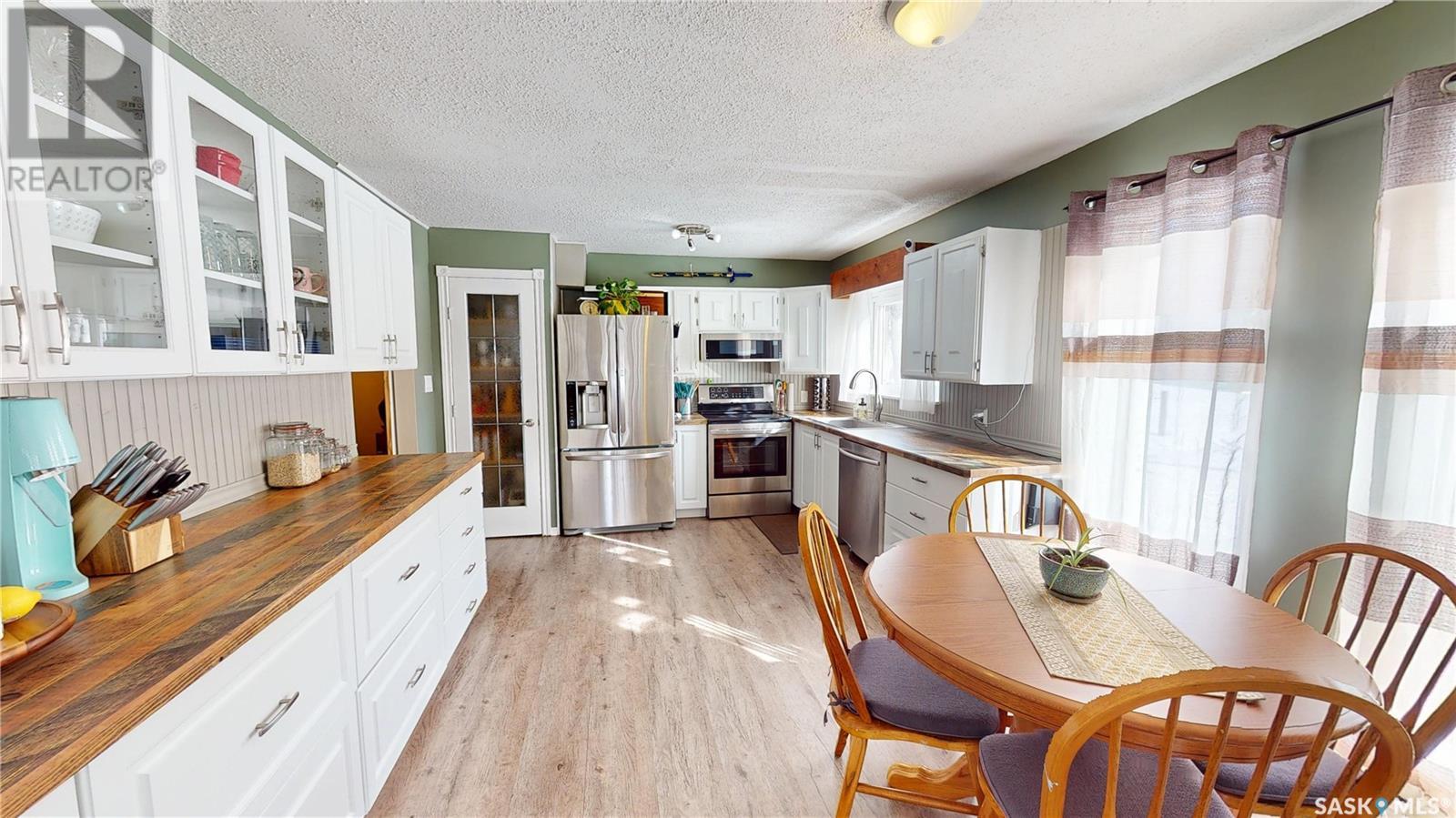 41 Hiawatha Street Property Photo 7