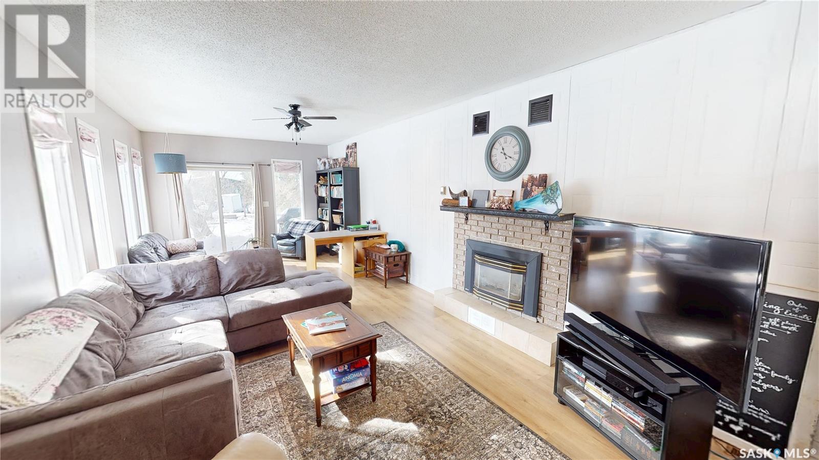 41 Hiawatha Street Property Photo 11