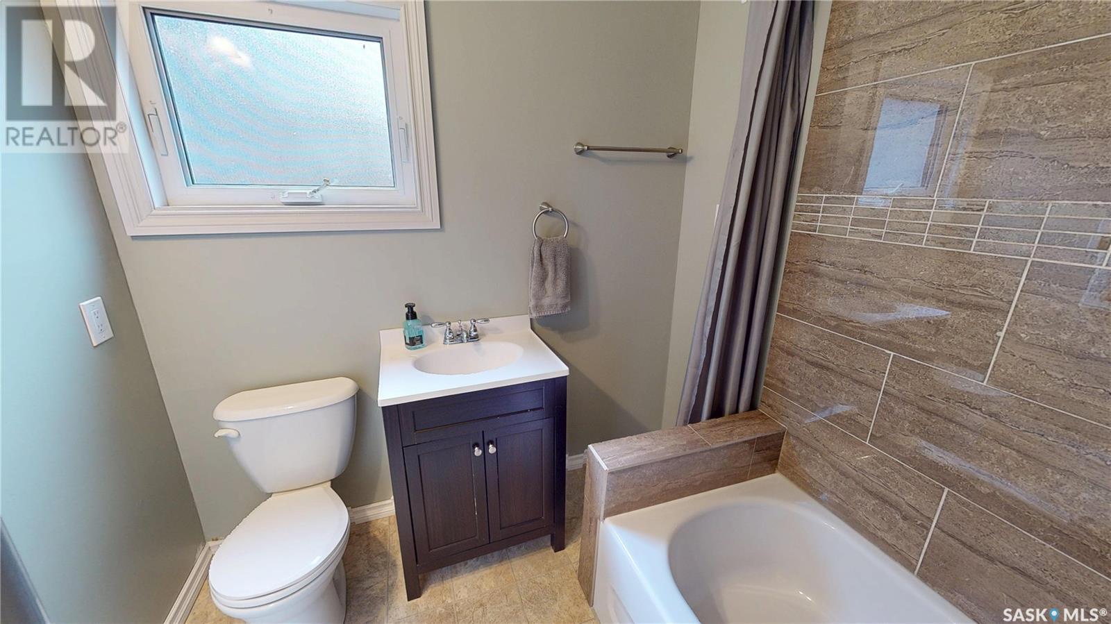 41 Hiawatha Street Property Photo 17