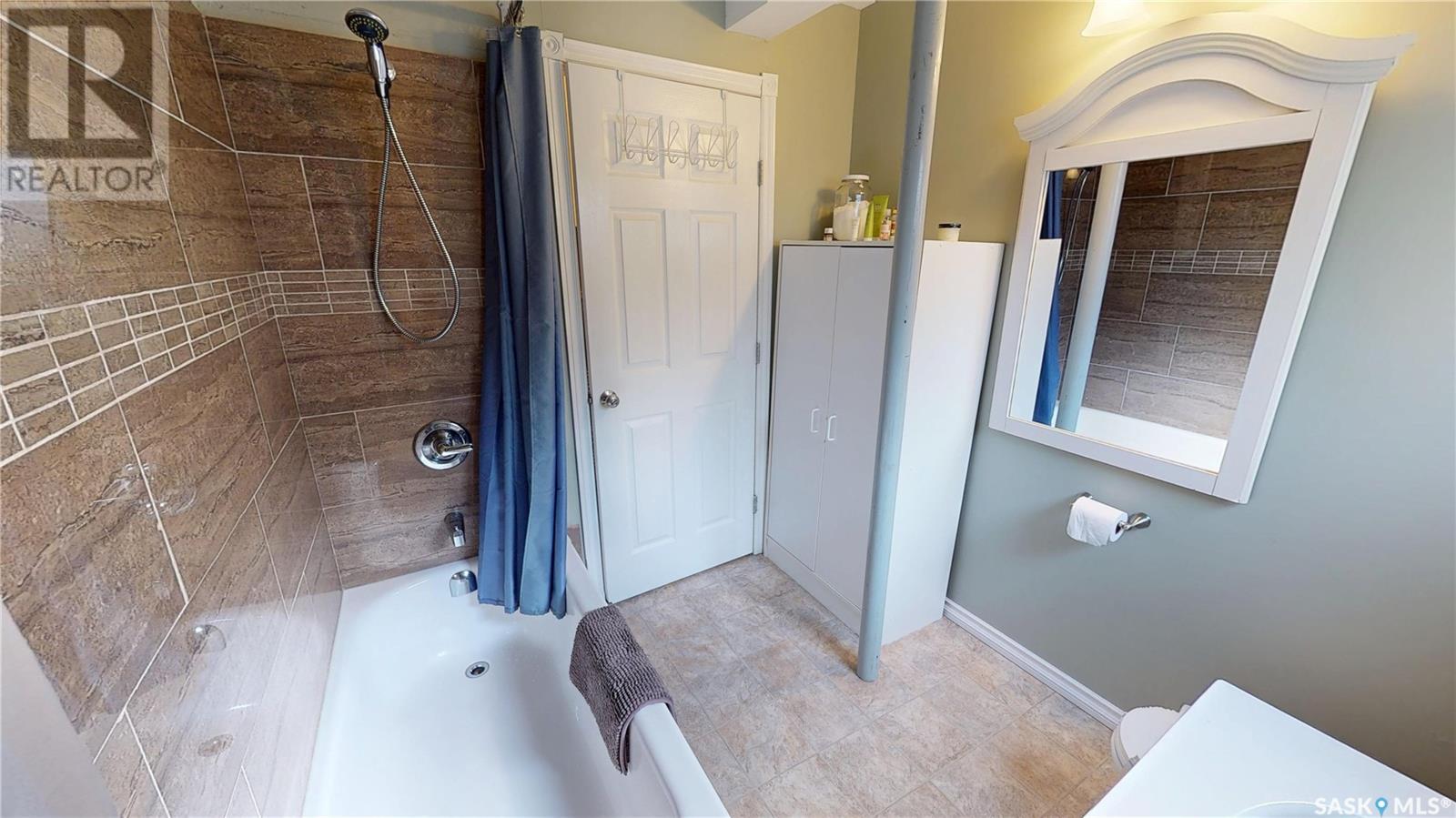 41 Hiawatha Street Property Photo 18