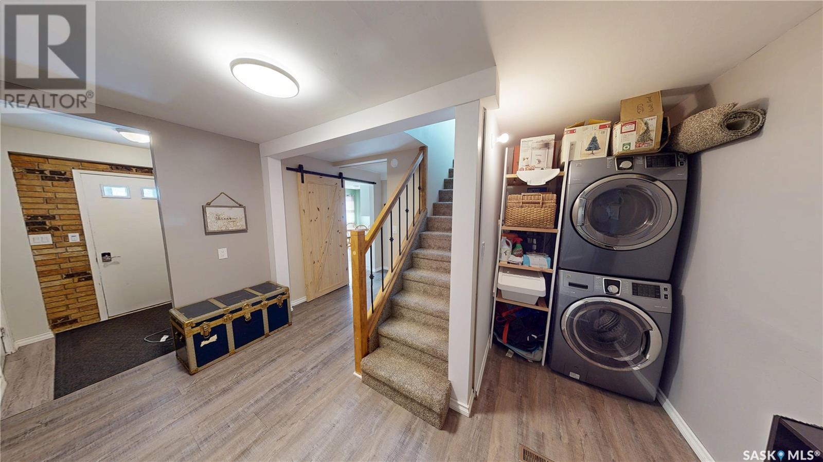 41 Hiawatha Street Property Photo 27