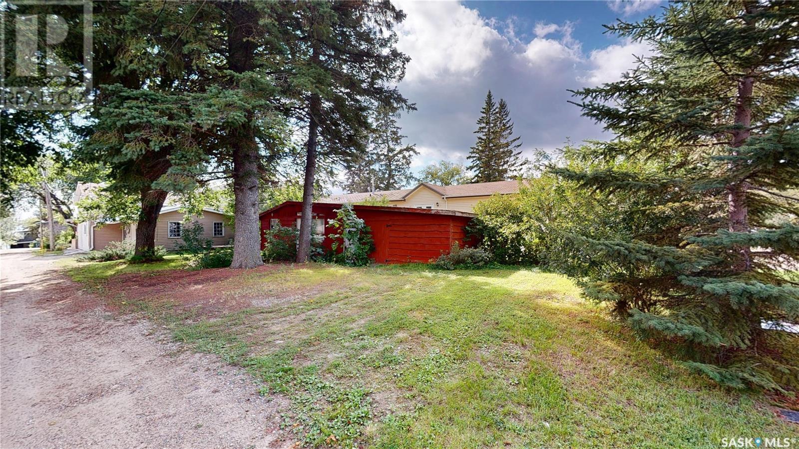 41 Hiawatha Street Property Photo 45
