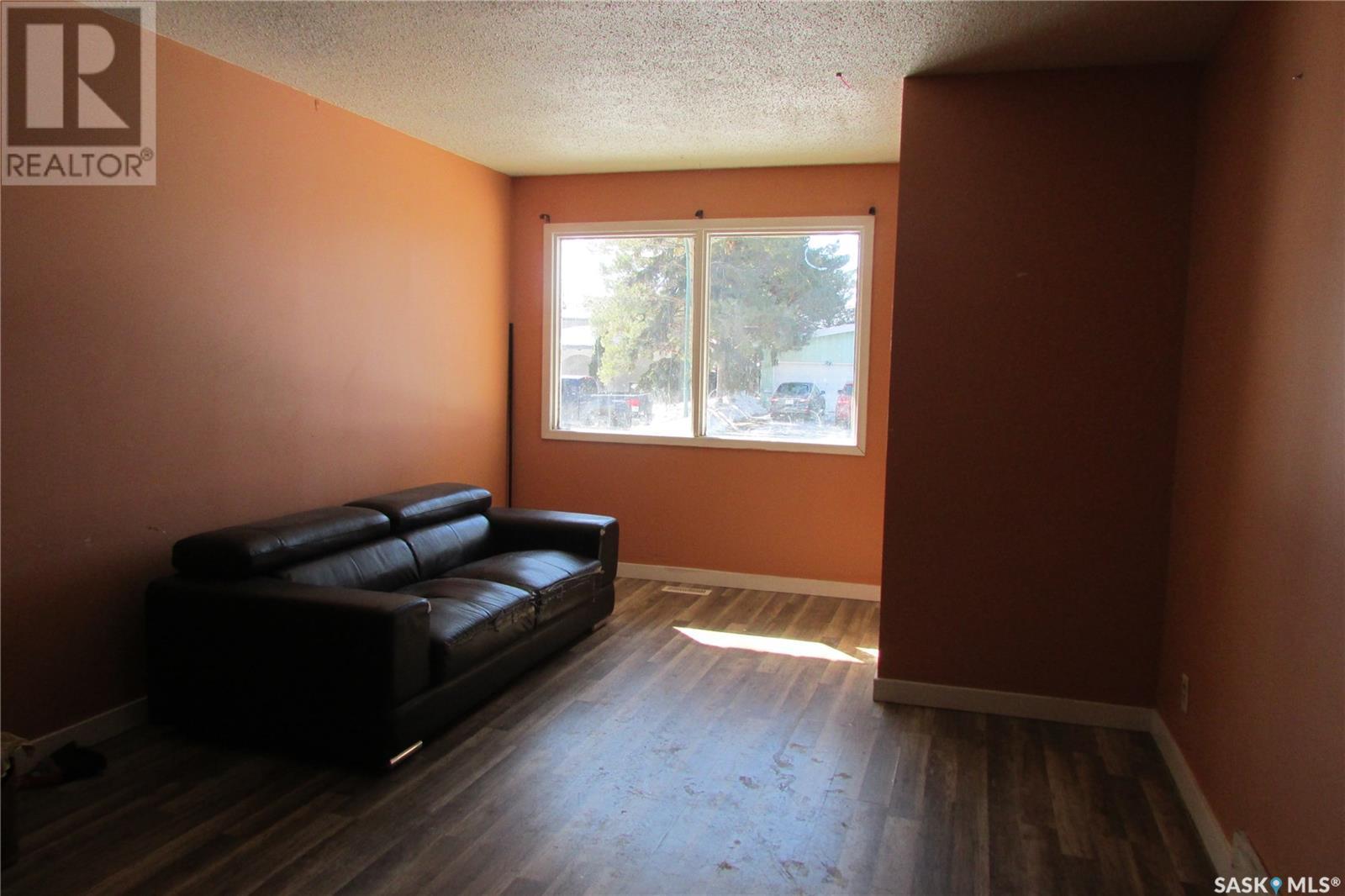 20-24 Empress Drive Property Photo 5