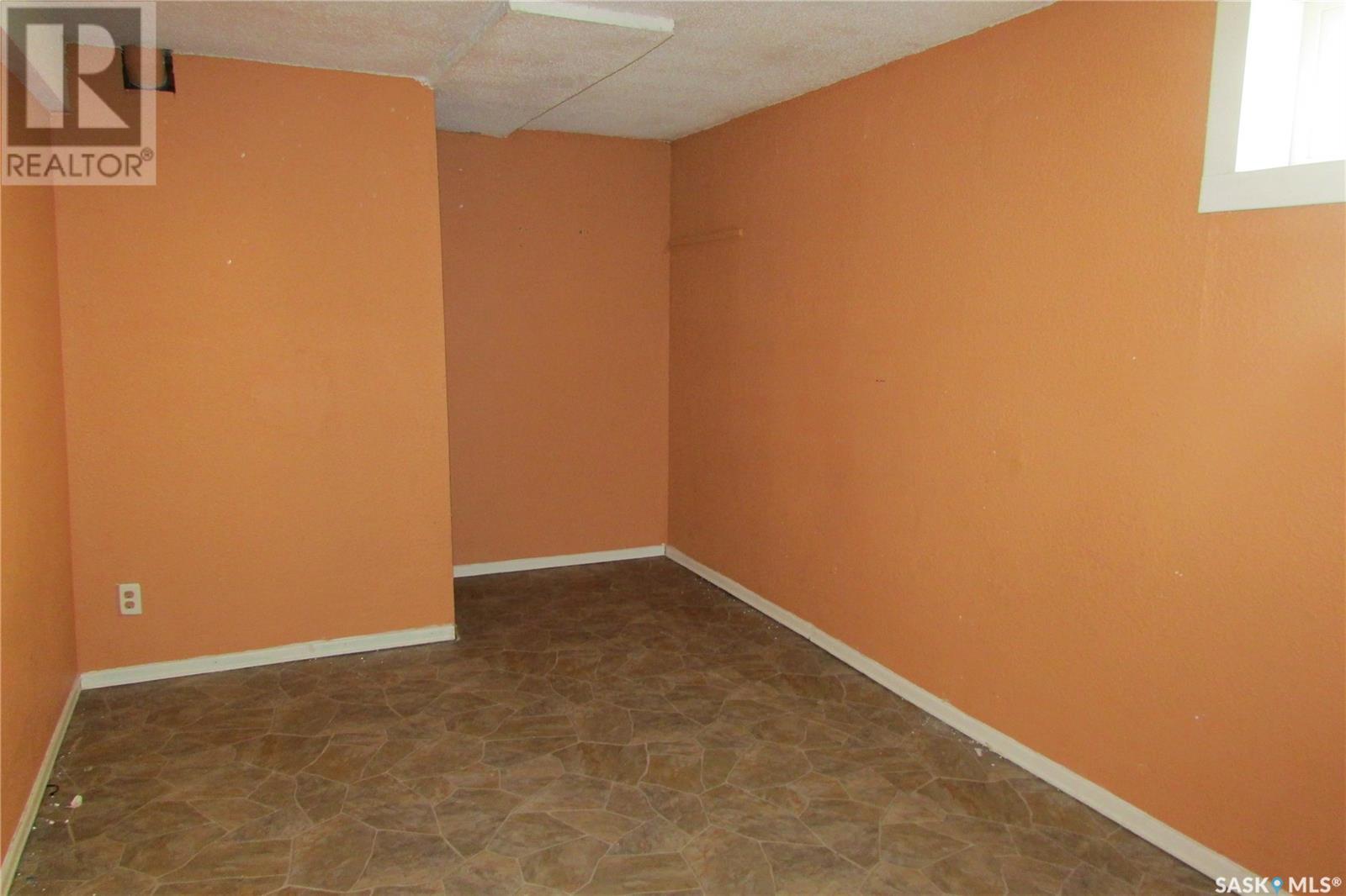 20-24 Empress Drive Property Photo 10