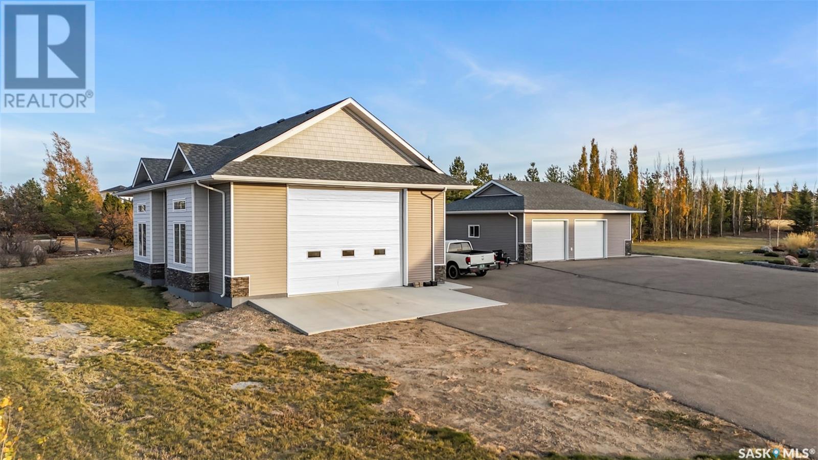 300 Mcelheran Drive Property Photo 4