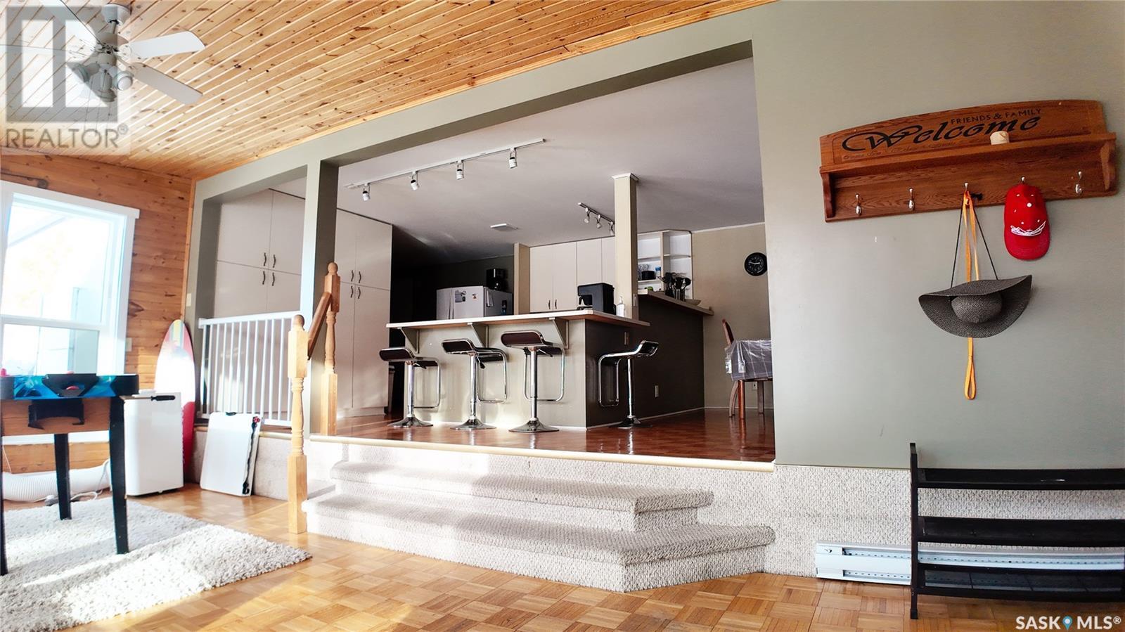 671-681 Aqualane Avenue Property Photo 6