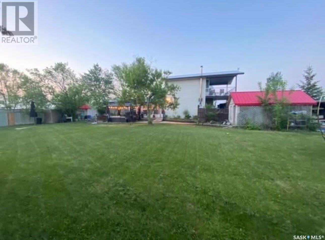 671-681 Aqualane Avenue Property Photo 35