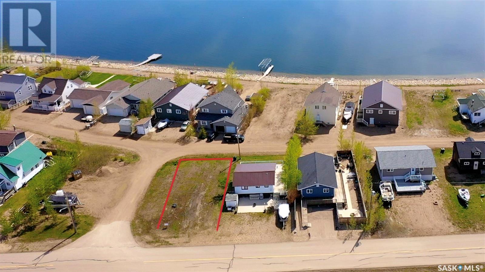245 Lakeshore Drive Property Photo 12