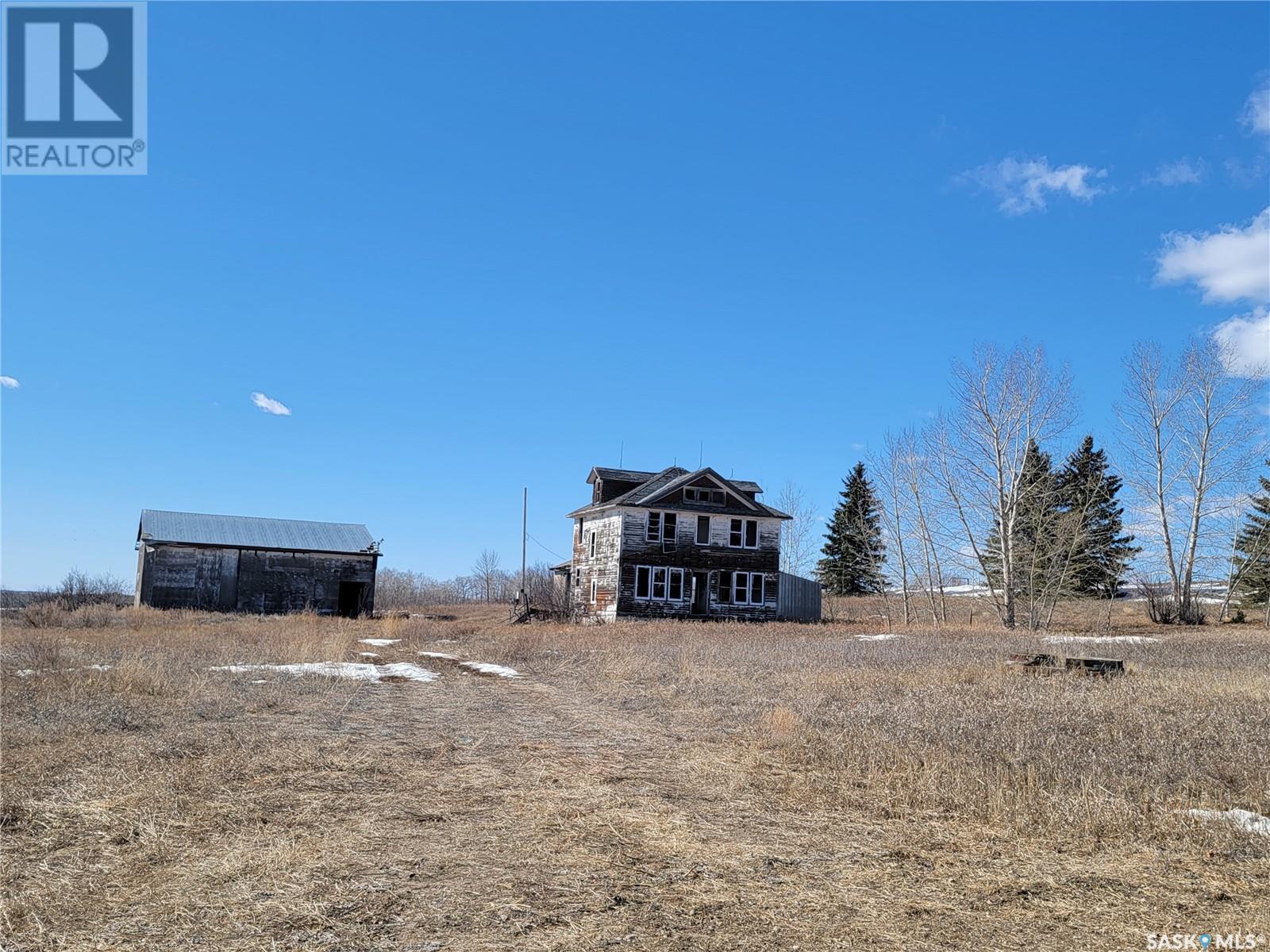 Old Bowey Homestead In The Rm Of Senlac No.411 Property Photo 4