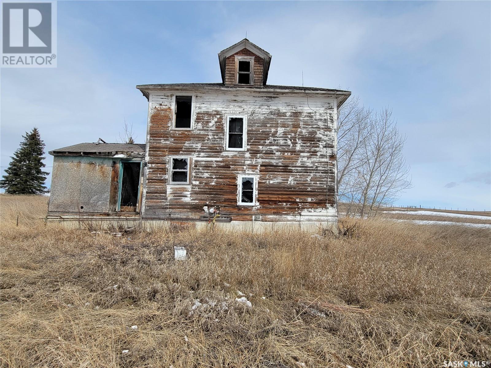 Old Bowey Homestead In The Rm Of Senlac No.411 Property Photo 6
