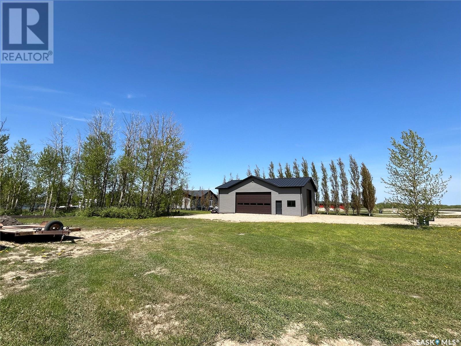 39 Pape Drive Property Photo 6