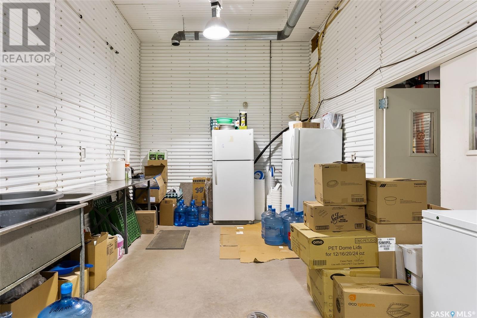 303 Railway Avenue Property Photo 17