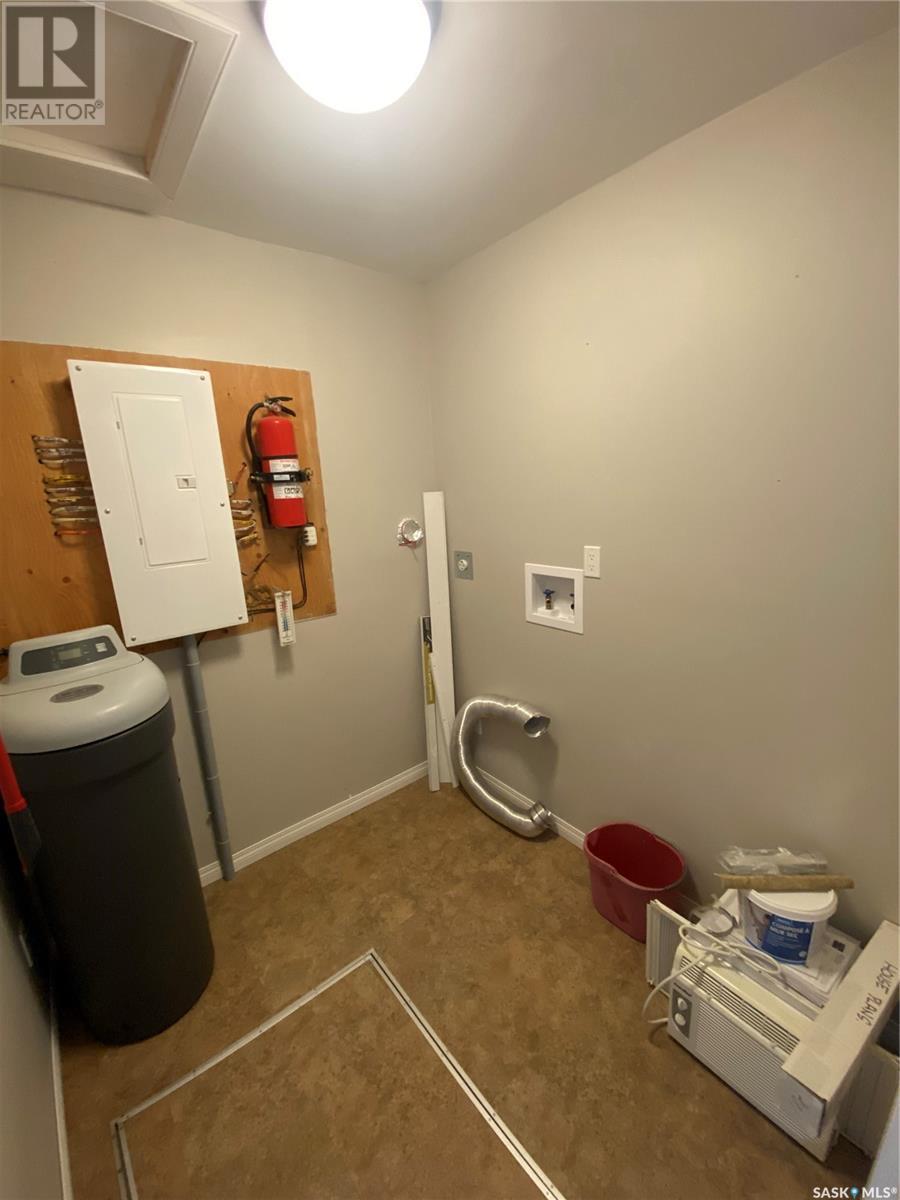 418 2nd Street Property Photo 17