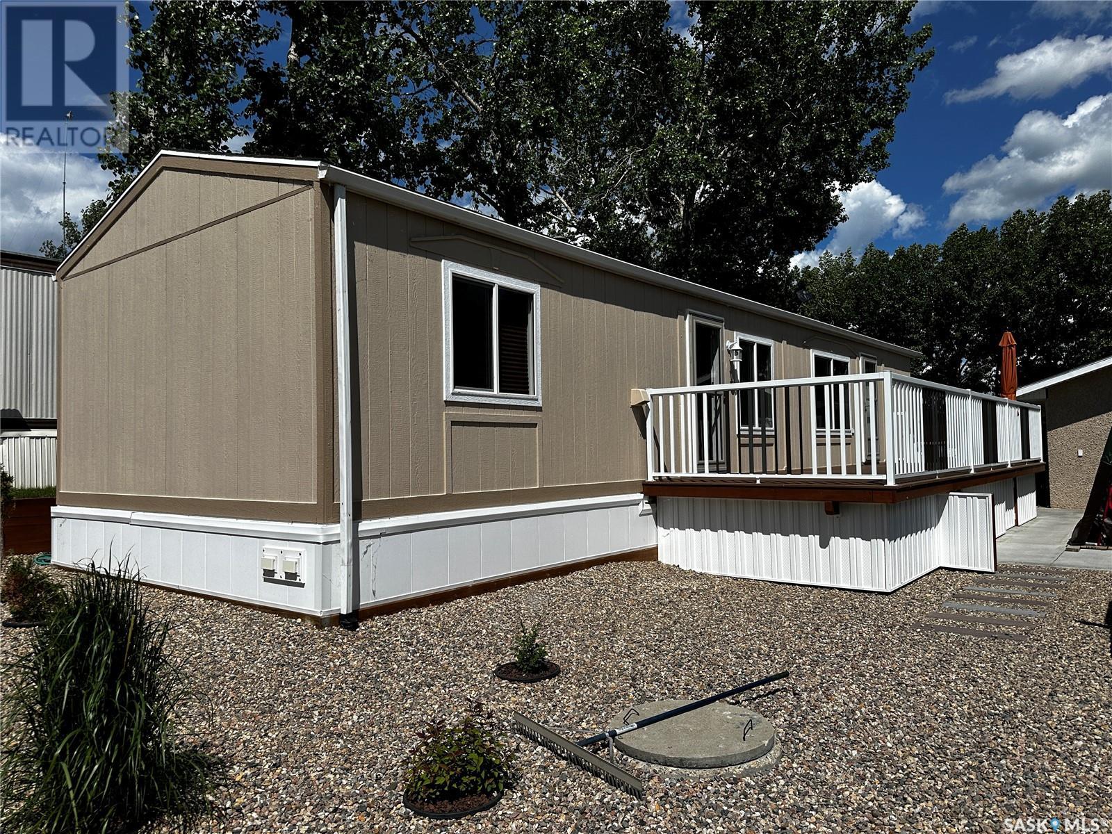 6 Highland AVENUE Property Photo 1