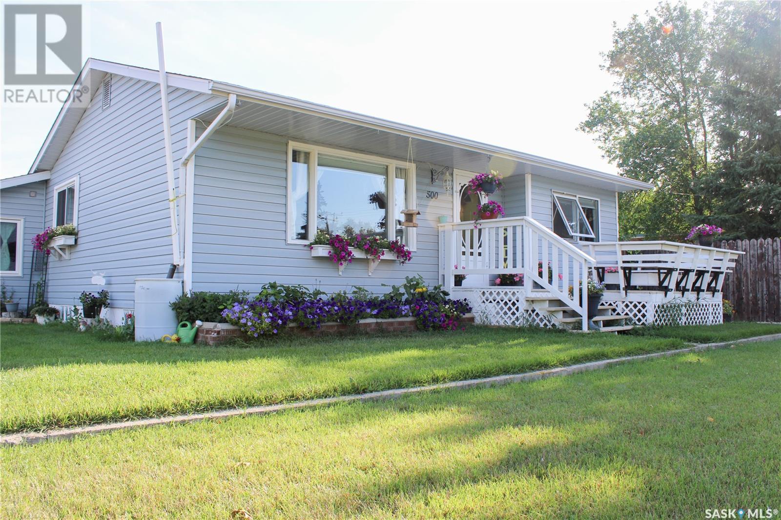 500 Kensington AVENUE