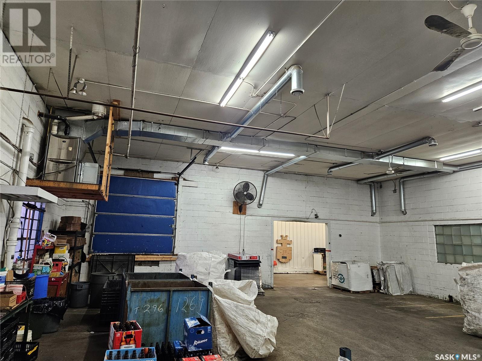 50 Manitoba Street E Property Photo 11