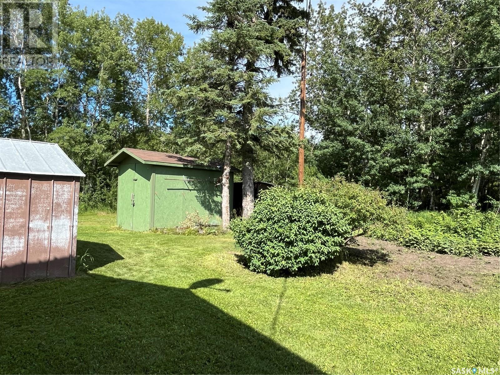 613 1st Street E Property Photo 5