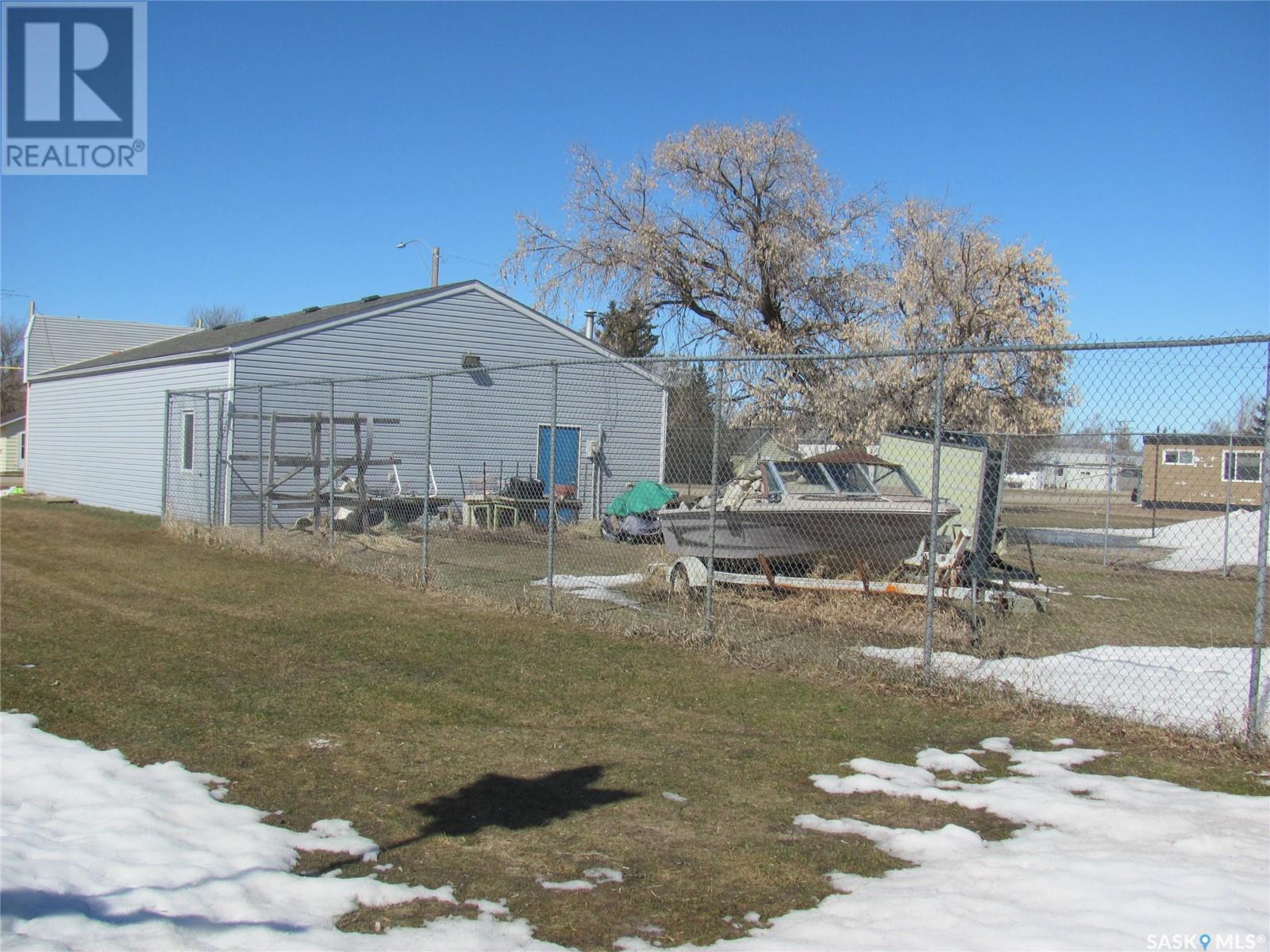 320 Saskatchewan Street Property Photo 5