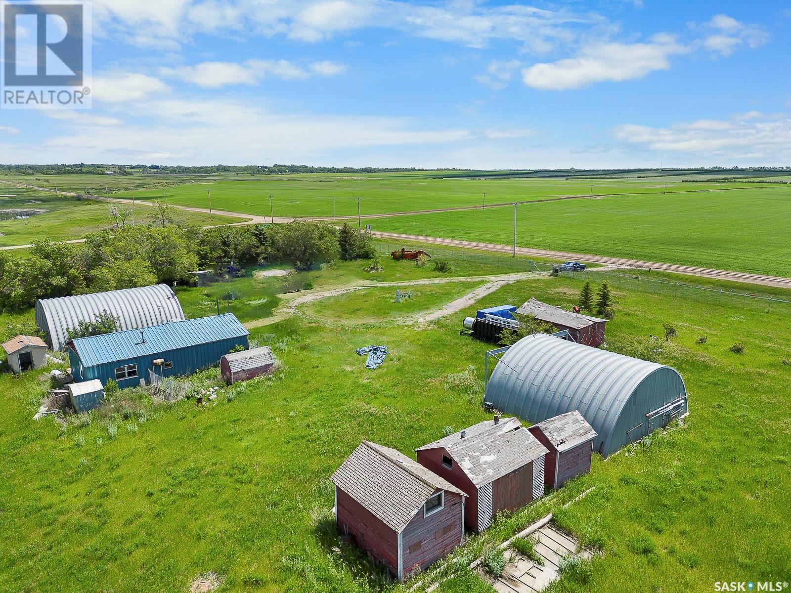 - Inland Drive Property Photo 6