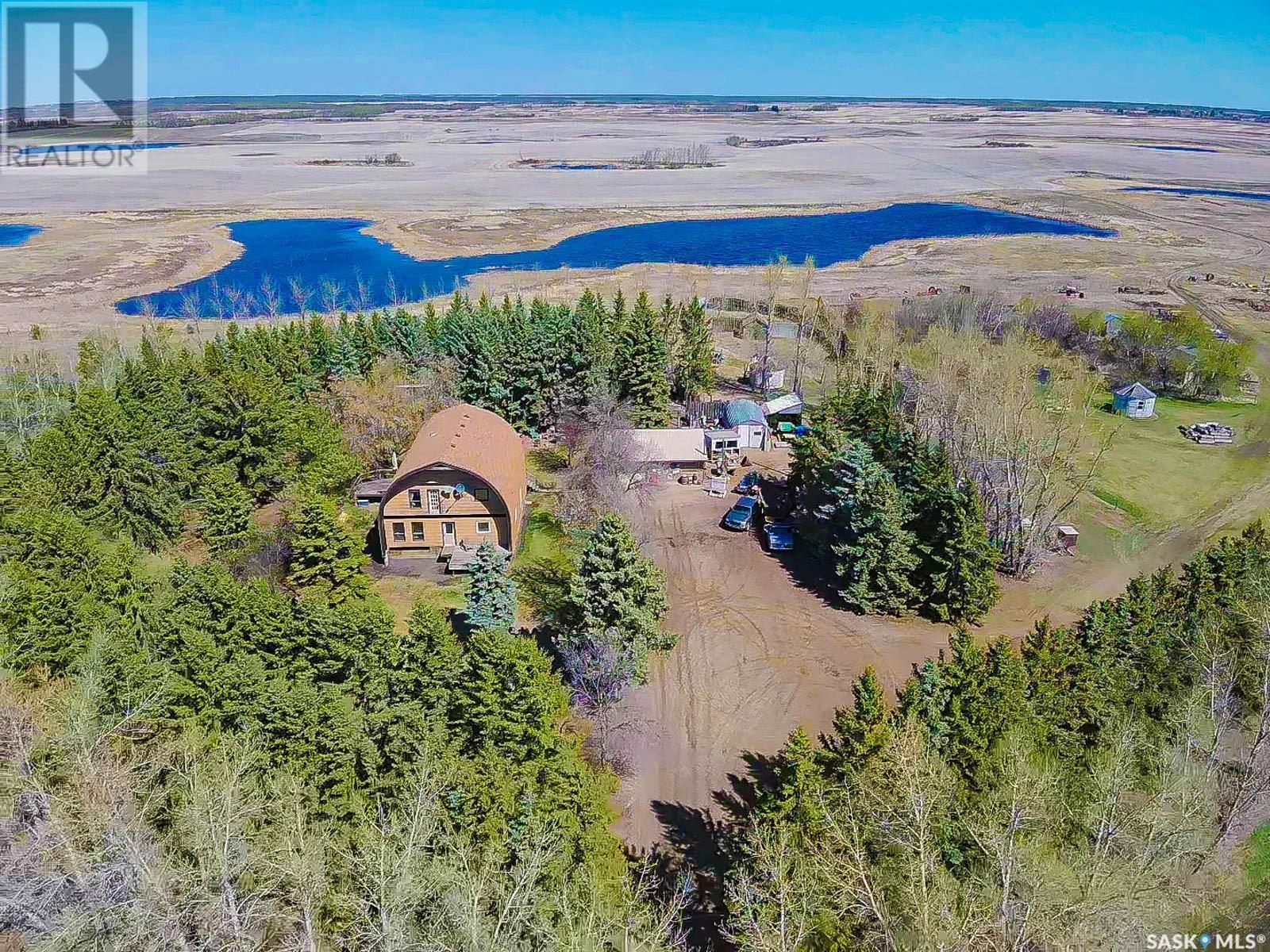 Rm Abernethy Acreage Property Photo 1