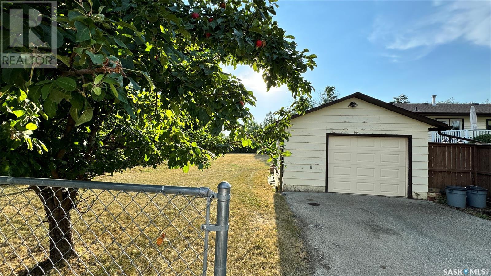 429 Douglass Street Property Photo 5