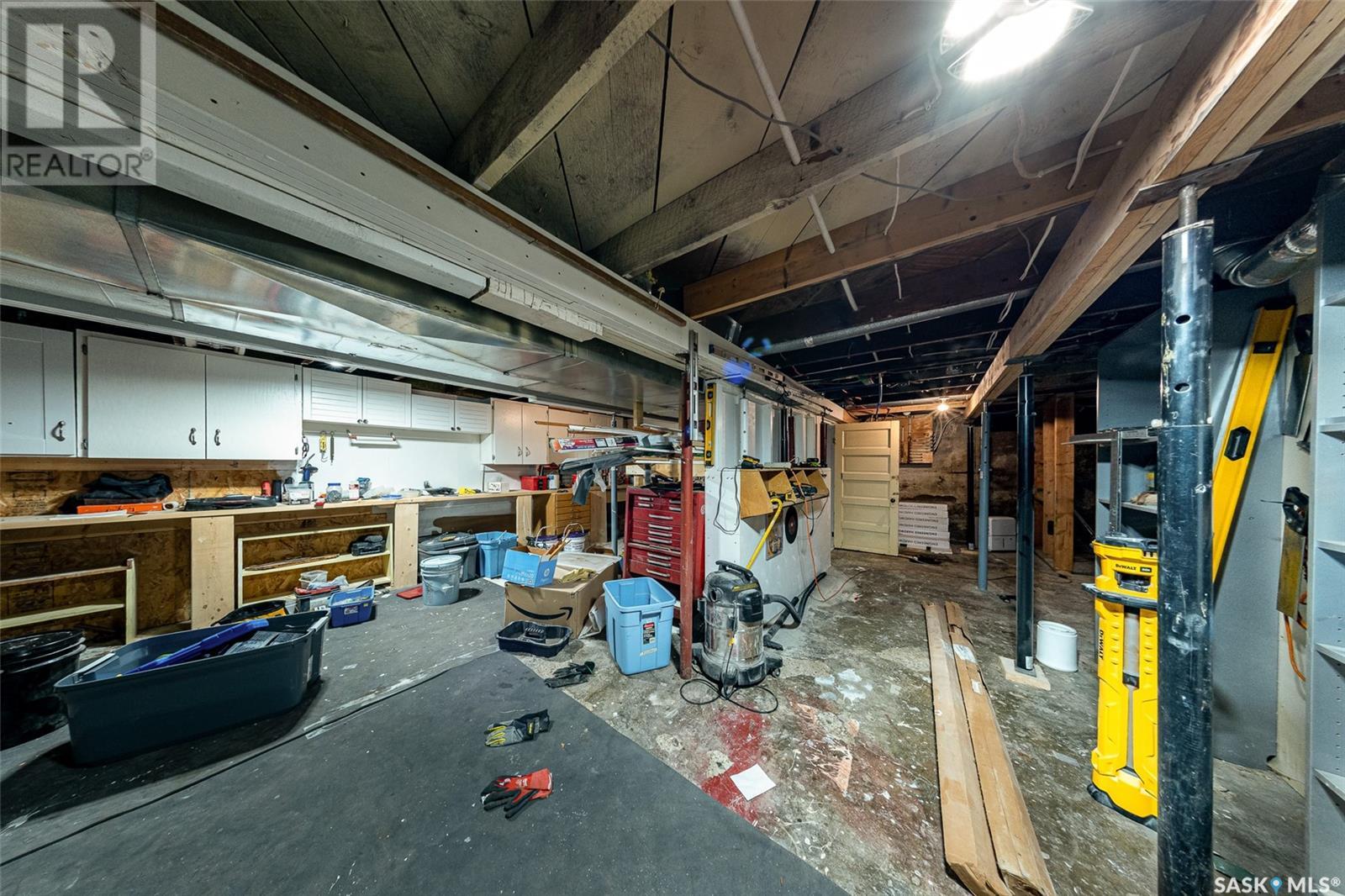 518 12th Street E Property Photo 46