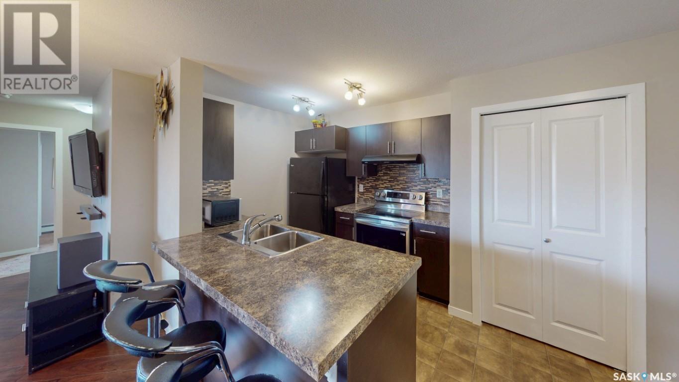 1215 5500 Mitchinson Way Property Photo 2