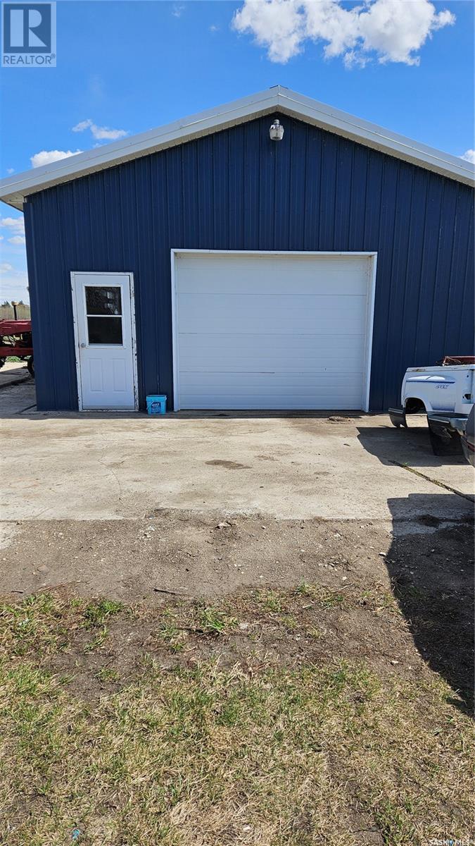 Highway 2 North Property Photo 39