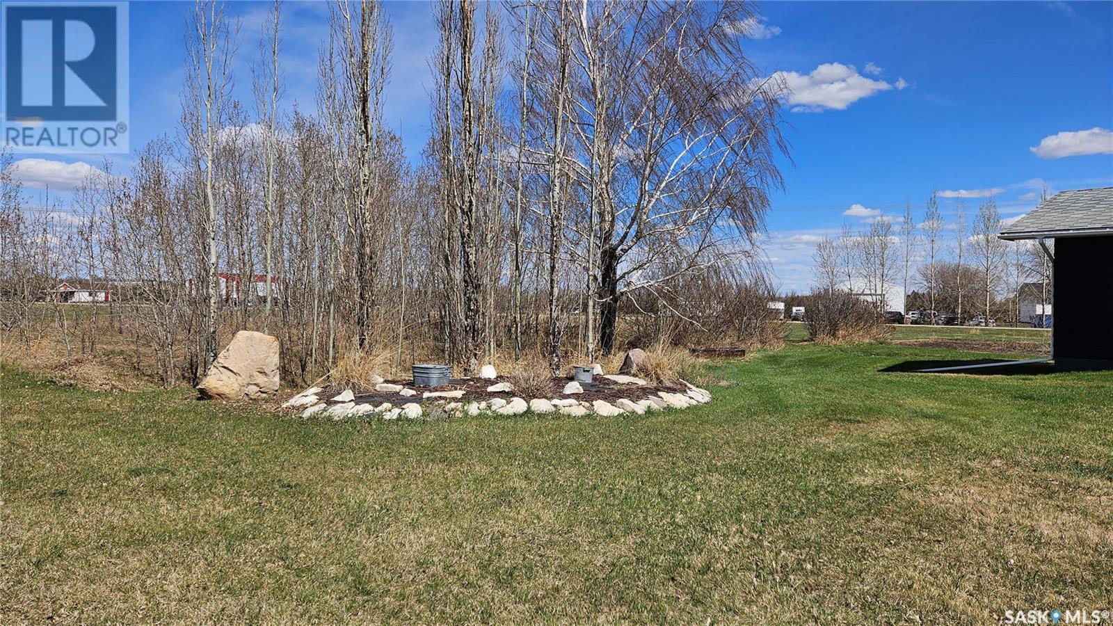Highway 2 North Property Photo 46