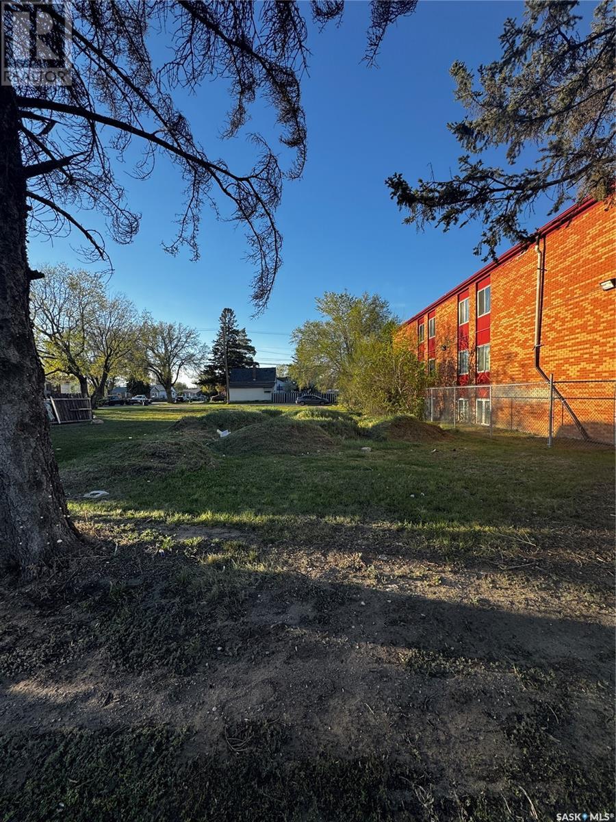 1816 22nd STREET W Property Photo 1