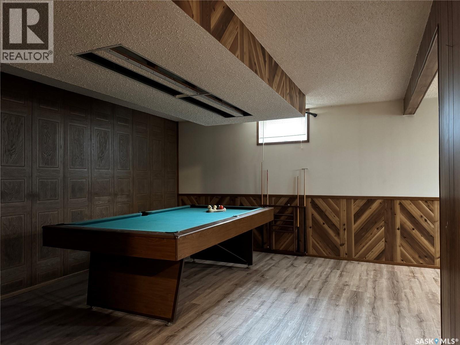 316 8th Street E Property Photo 28