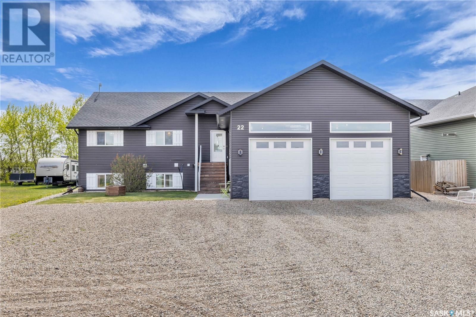 22 Pape DRIVE Property Photo 1