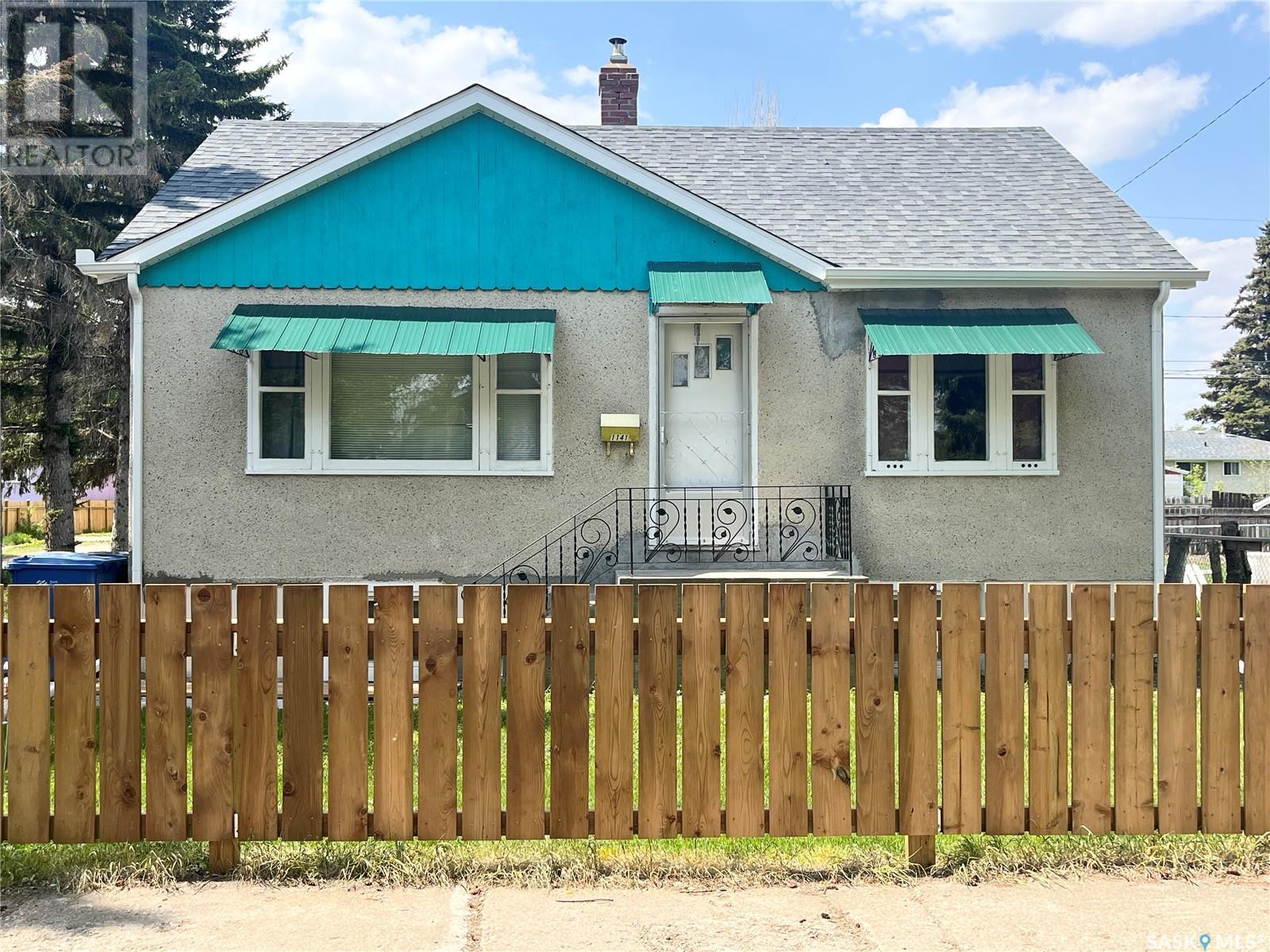 1141 109th STREET Property Photo 1